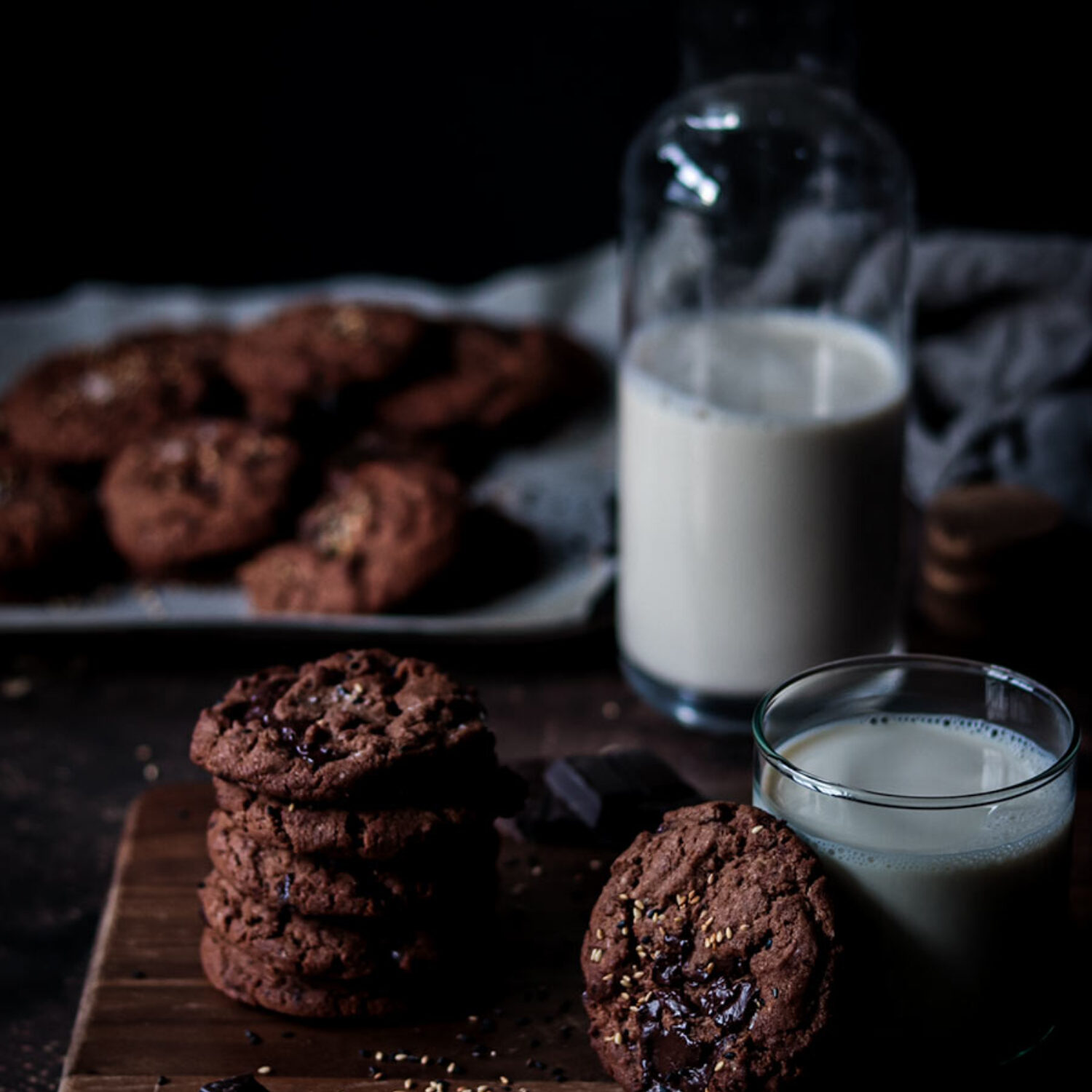 Double dark chocolate cookies